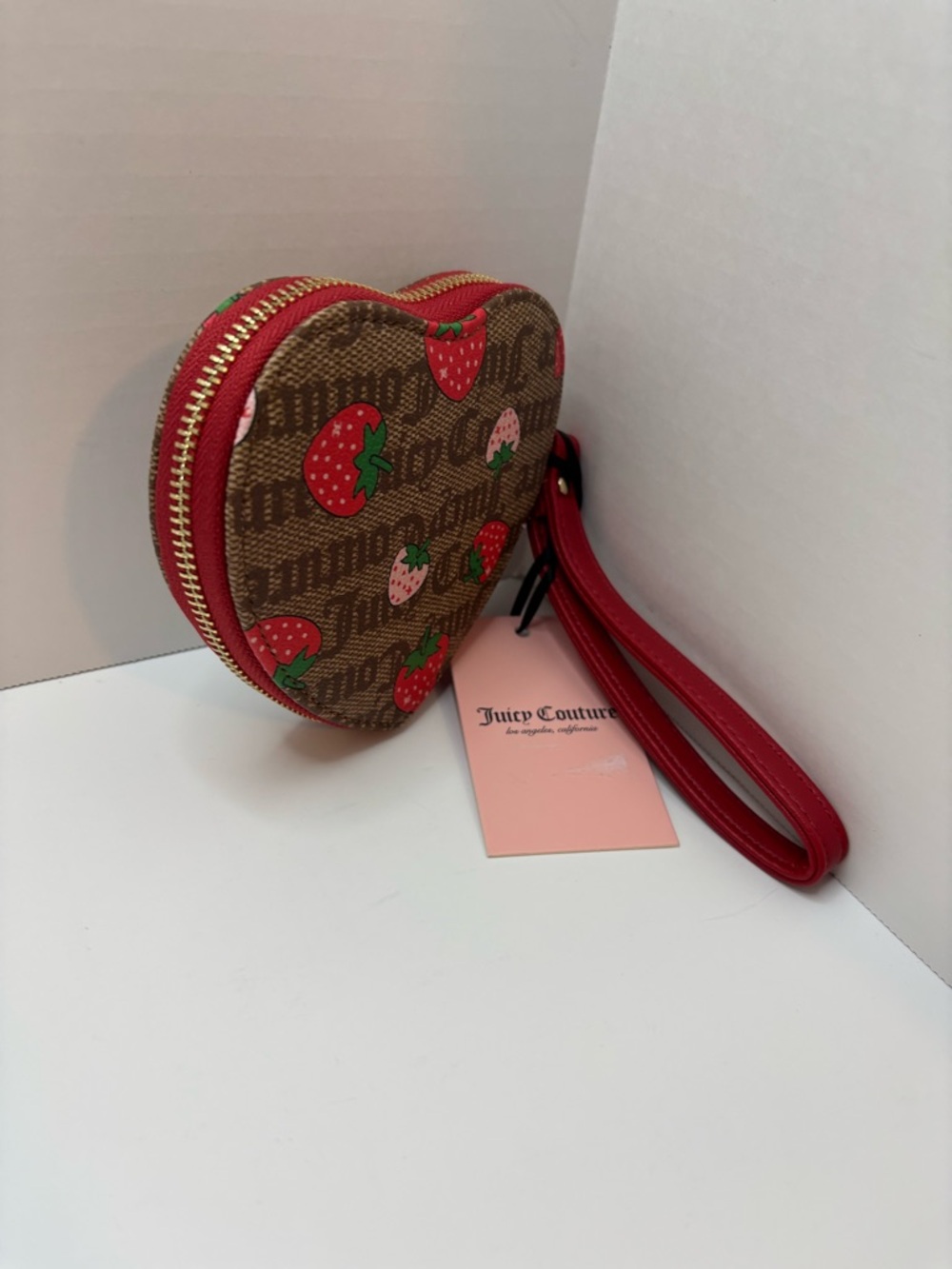 Juicy Couture Heart Strawberry Wristlet zip around wallet - Picture 3 of 4
